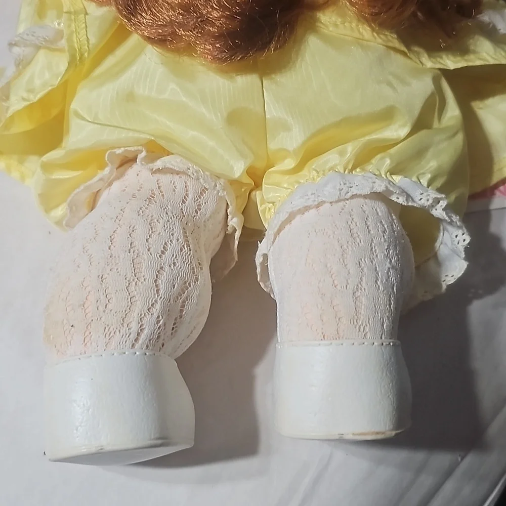 Cabbage Patch Doll with Birth Certificate and Adoption Records - Picture 5 of 12